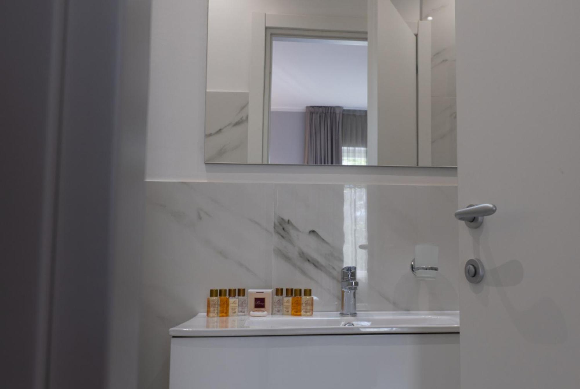 Tiber Suite Roma Exterior foto